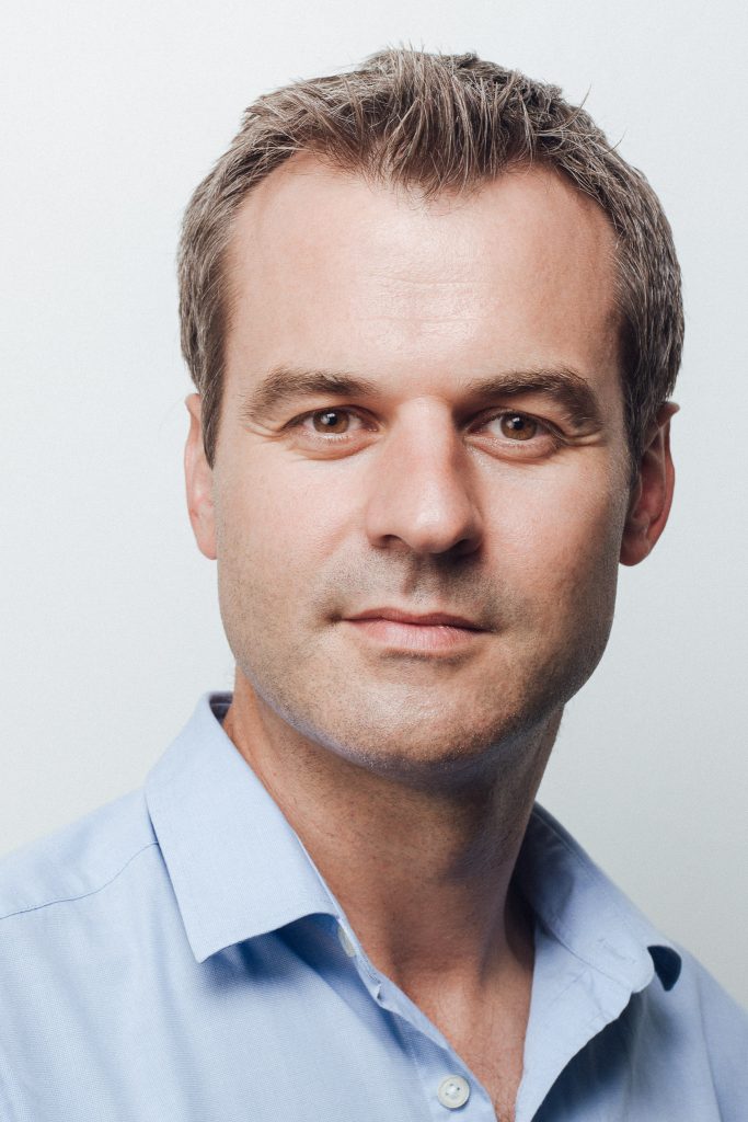 Headshot business portrait