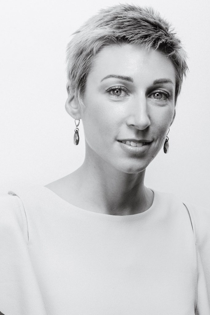woman portrait in black and white 